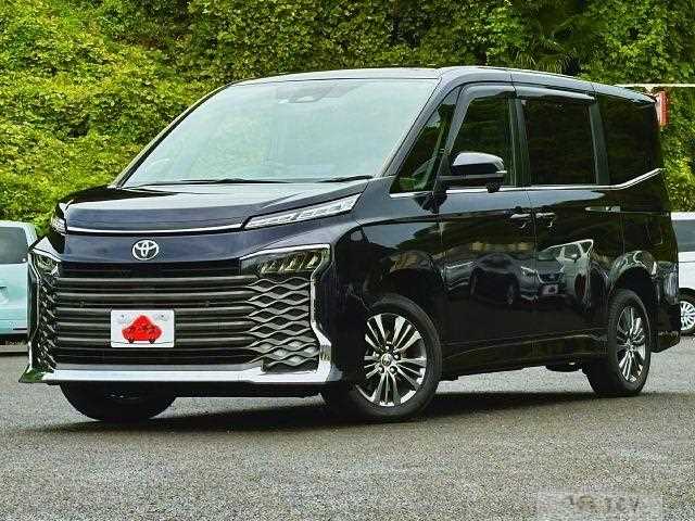 2022 Toyota Voxy