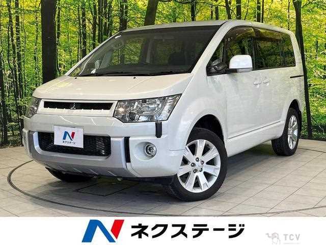 2013 Mitsubishi Delica D5