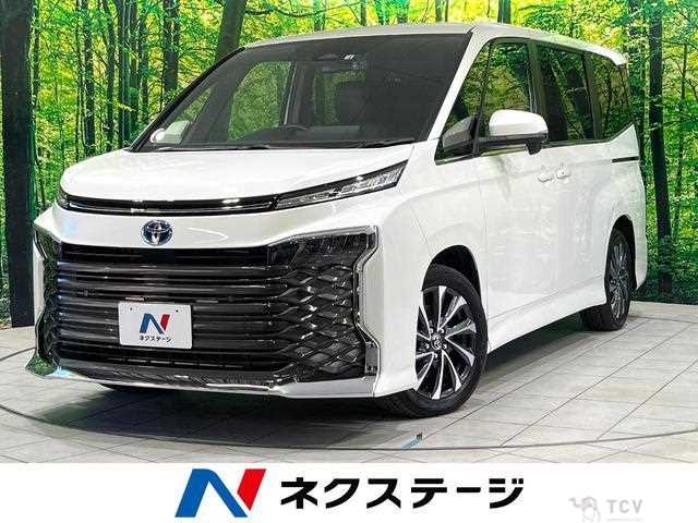 2022 Toyota Voxy