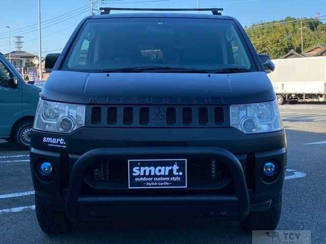 2008 Mitsubishi Delica D5