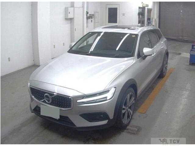 2022 Volvo V60