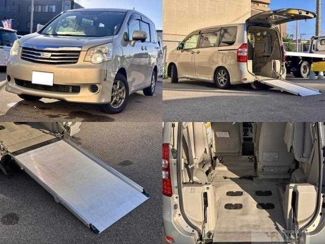 2012 Toyota Noah