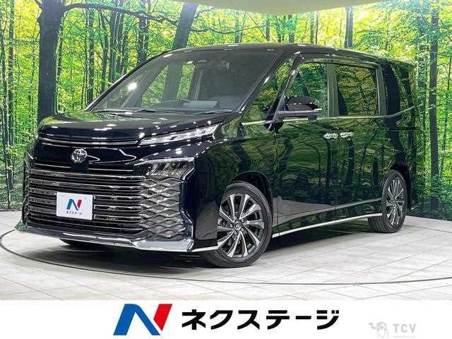 2022 Toyota Voxy