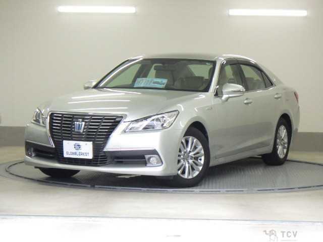 2013 Toyota Crown