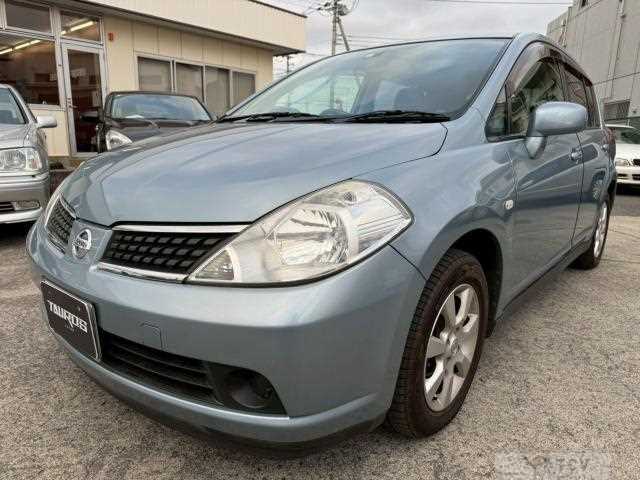 2005 Nissan Tiida