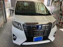 2015 Toyota Alphard Hybrid