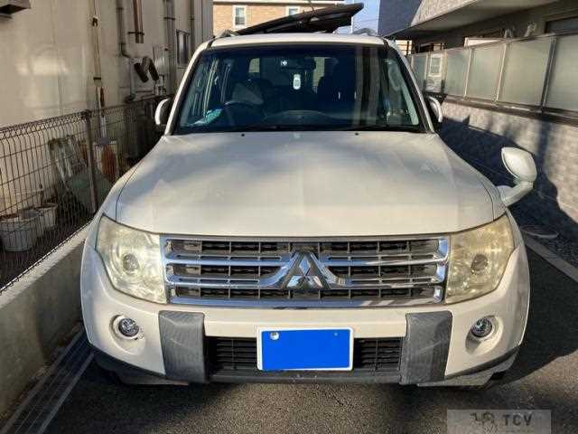2009 Mitsubishi Pajero