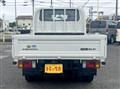 2018 Isuzu Elf Truck