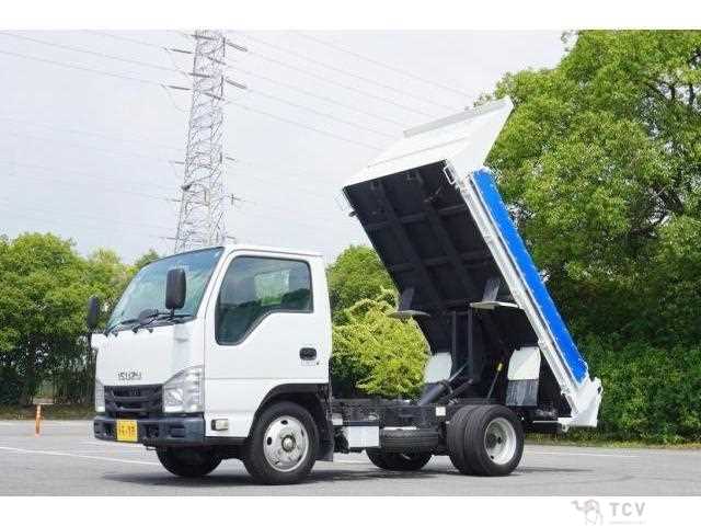 2018 Isuzu Elf Truck