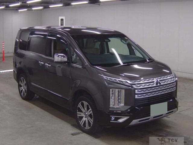 2019 Mitsubishi Delica D5