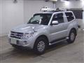 2013 Mitsubishi Pajero