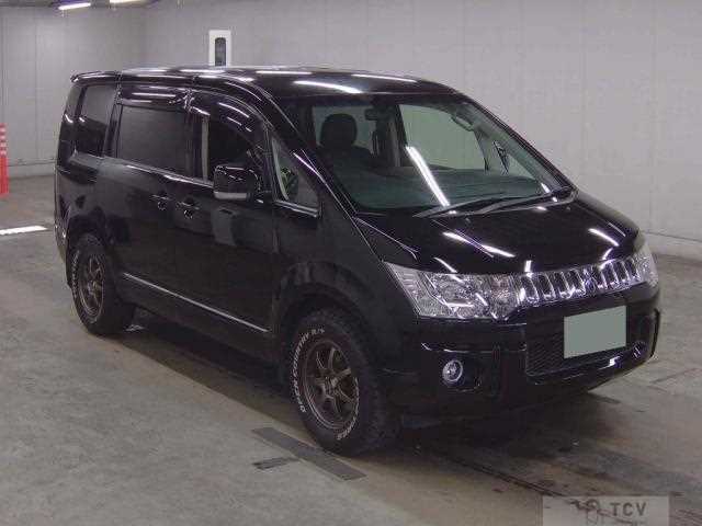 2014 Mitsubishi Delica D5