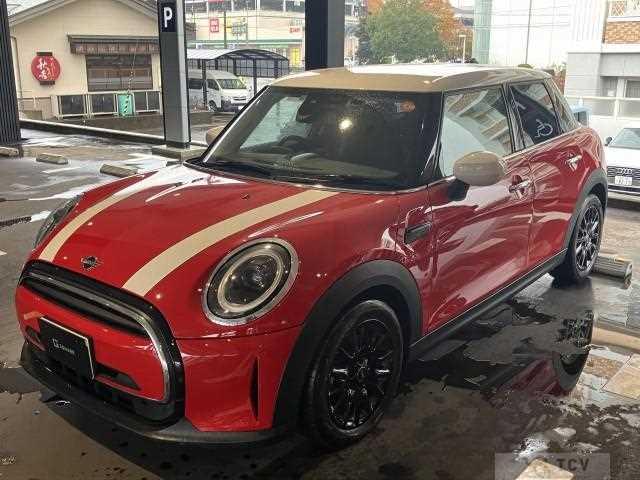 2023 BMW MINI