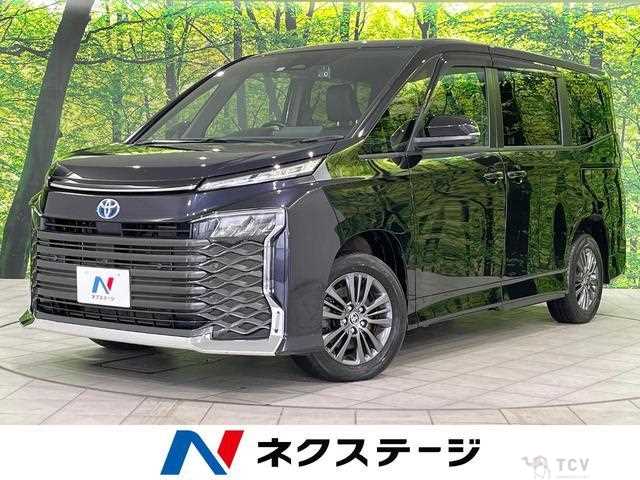 2022 Toyota Voxy