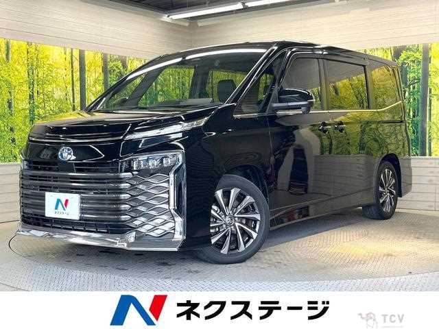 2022 Toyota Voxy