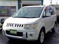 2010 Mitsubishi Delica D5