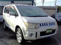 2010 Mitsubishi Delica D5