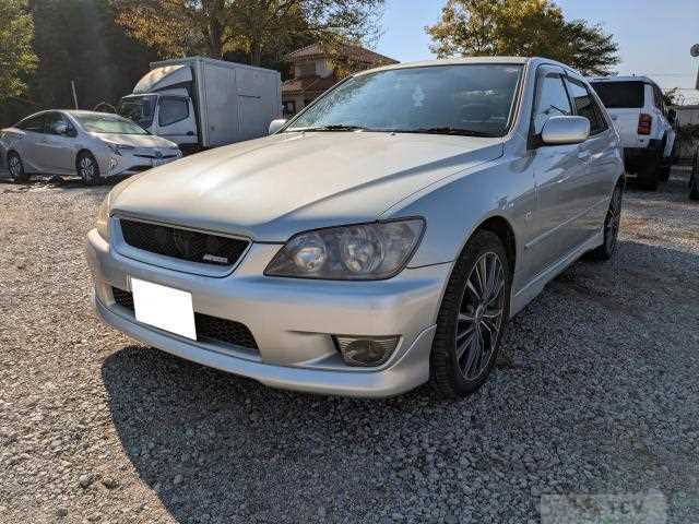 2005 Toyota Altezza