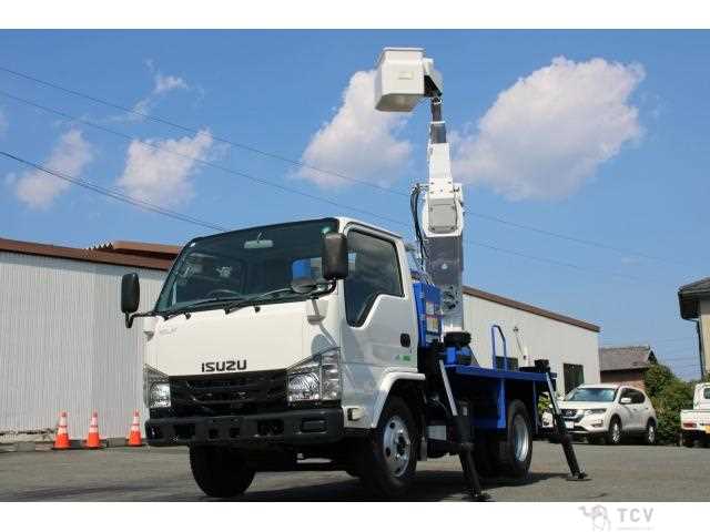 2015 Isuzu Elf Truck