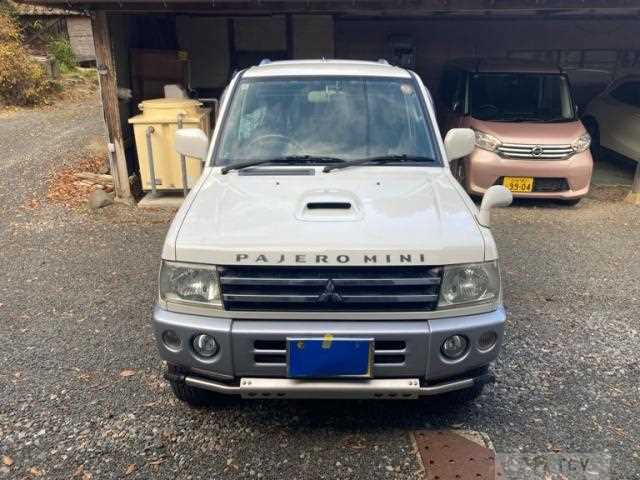 2006 Mitsubishi Pajero Mini