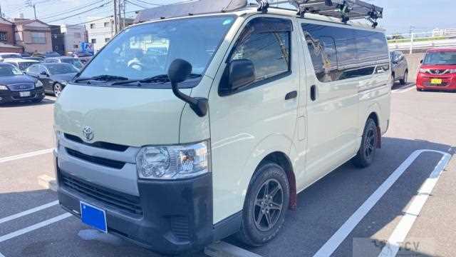 2016 Toyota Regius Wagon