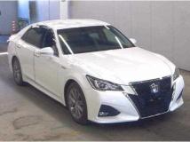 2017 Toyota Crown Hybrid