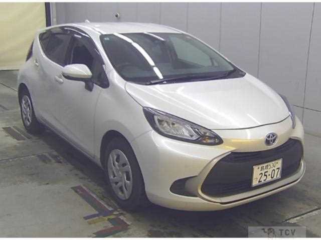 2022 Toyota AQUA