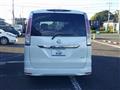 2011 Nissan Serena