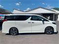 2022 Toyota Alphard G