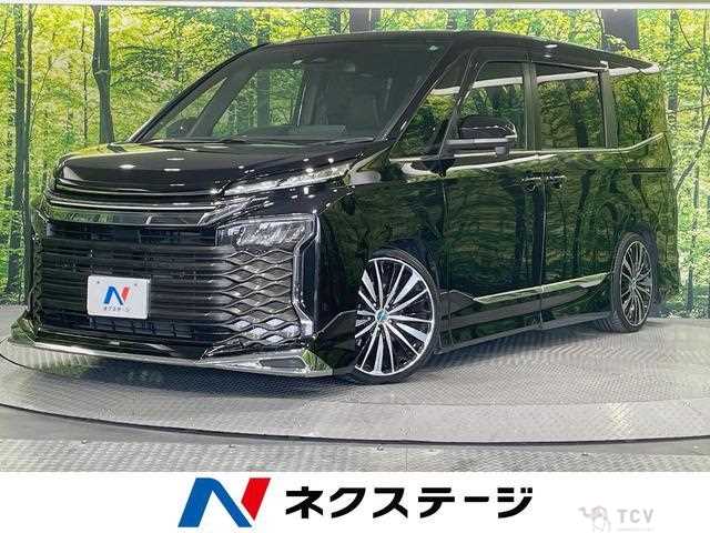 2022 Toyota Voxy