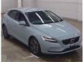 2018 Volvo V40