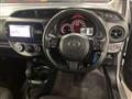 2017 Toyota Vitz