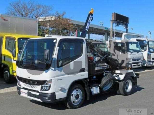 2024 Mitsubishi Fuso Canter