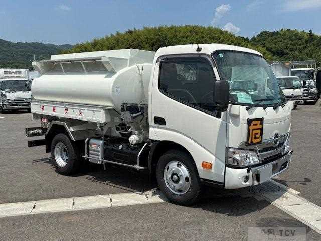 2024 Hino Dutro