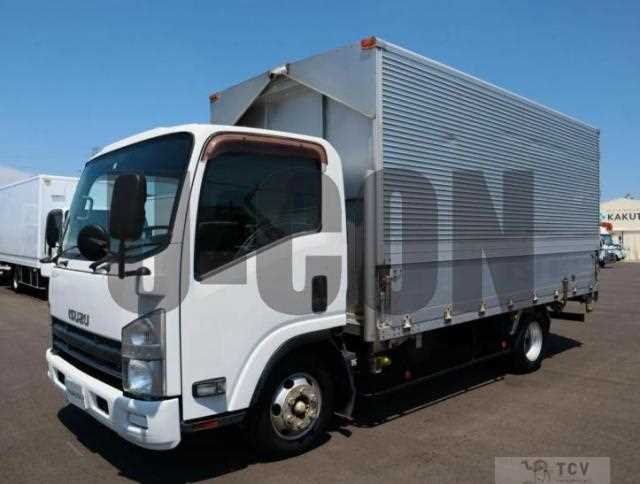 2013 Isuzu Elf Truck