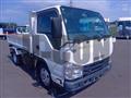 2017 Isuzu Elf Truck