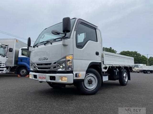 2025 Isuzu Elf Truck