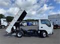 2019 Isuzu Elf Truck