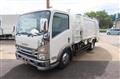 2016 Isuzu Elf Truck
