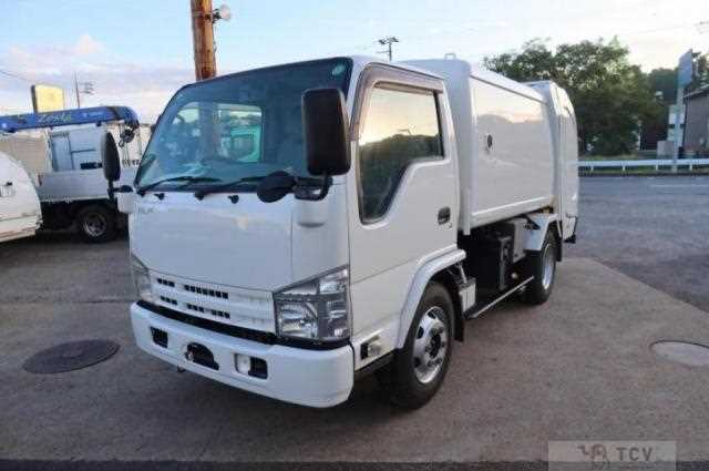 2012 Isuzu Elf Truck