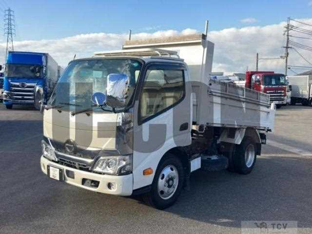 2023 Hino Dutro