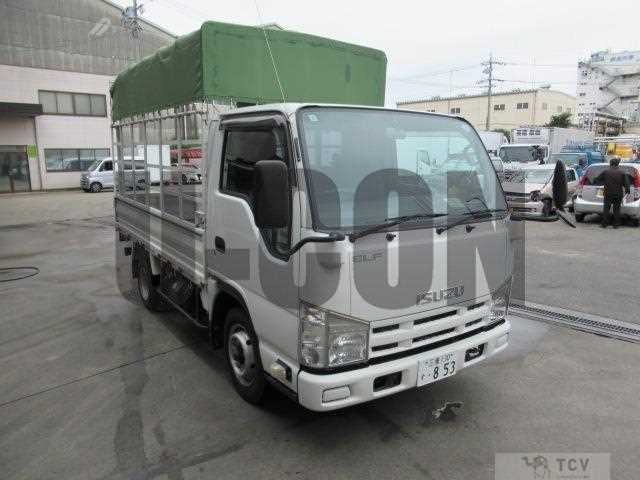 2013 Isuzu Elf Truck