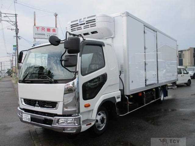 2025 Mitsubishi Fuso Fighter