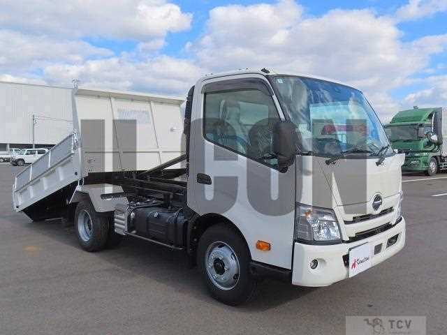 2025 Hino Dutro