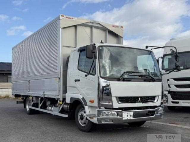 2025 Mitsubishi Fuso Fighter