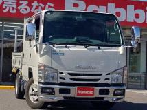 2020 Isuzu Elf Truck
