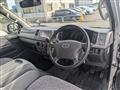 2005 Toyota Hiace Van