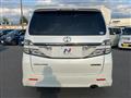 2013 Toyota Vellfire