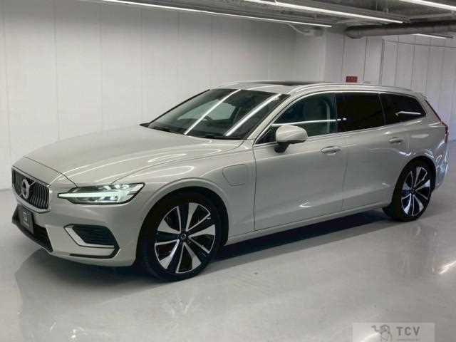 2022 Volvo V60