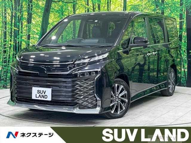 2023 Toyota Voxy